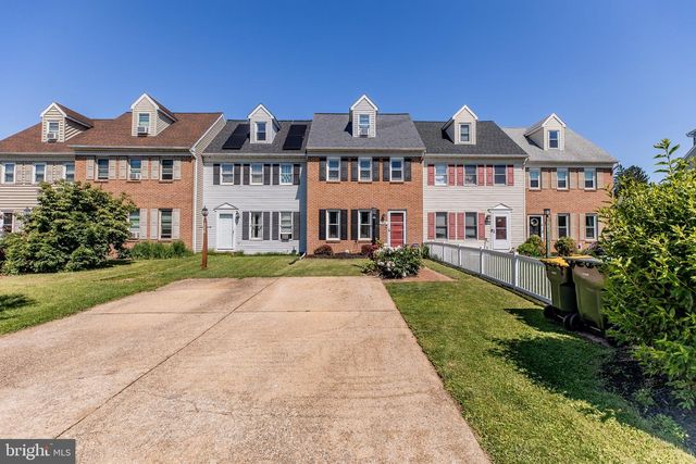 358 CARDINAL RD, Lititz, PA 17543