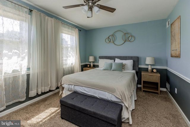 358 CARDINAL RD, Lititz, PA 17543