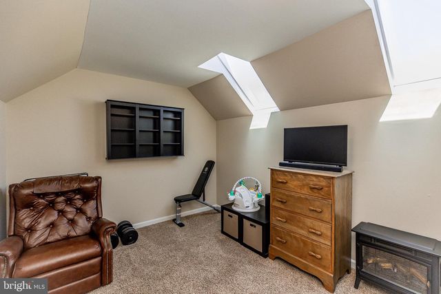 358 CARDINAL RD, Lititz, PA 17543