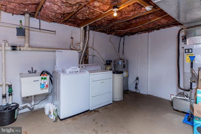 358 CARDINAL RD, Lititz, PA 17543