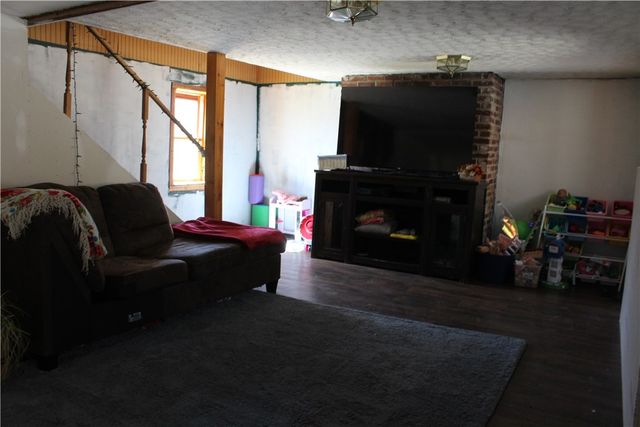 283 Duck Hollow Road, Menallen Twp, PA 15401