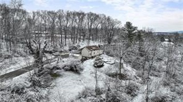 283 Duck Hollow Road, Menallen Twp, PA 15401