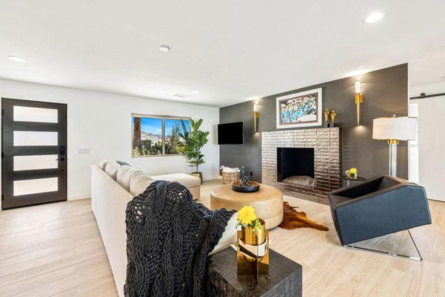 45654 Verba Santa Drive, Palm Desert, CA 92260