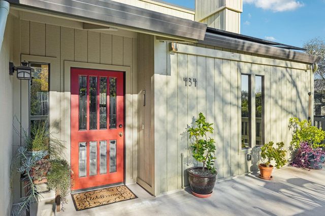 434 Olive Orchard Dr, Auburn, CA 95603