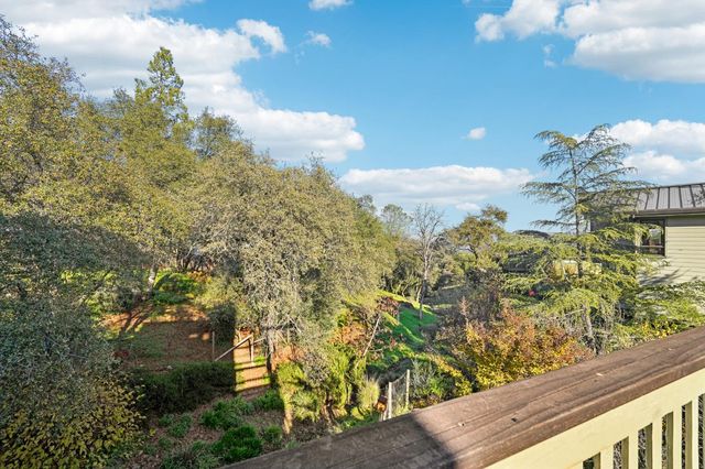 434 Olive Orchard Dr, Auburn, CA 95603