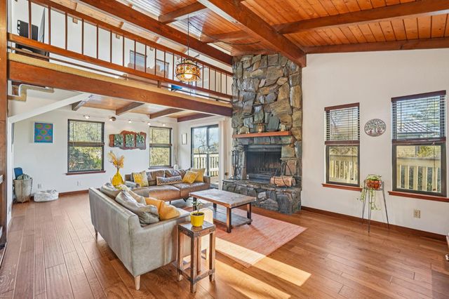 434 Olive Orchard Dr, Auburn, CA 95603