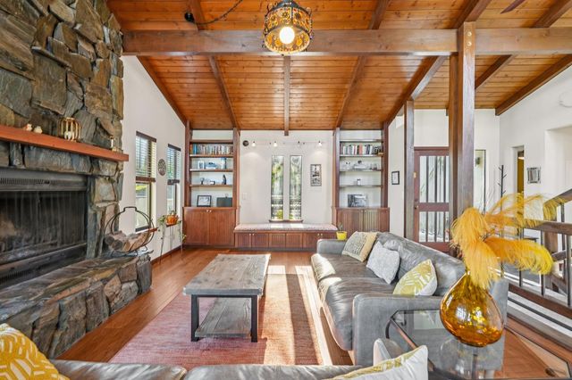 434 Olive Orchard Dr, Auburn, CA 95603