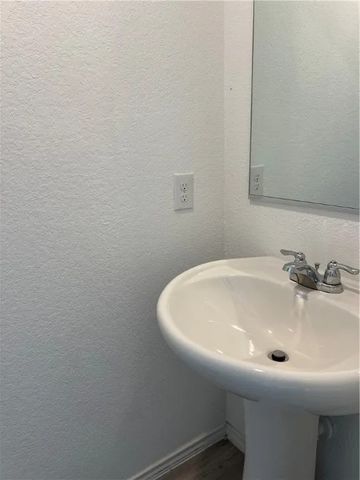 13249 Wrangler St, Robstown, TX 78380