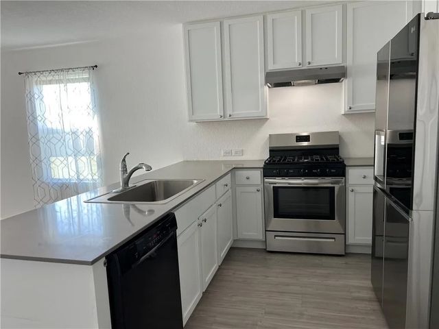 13249 Wrangler St, Robstown, TX 78380