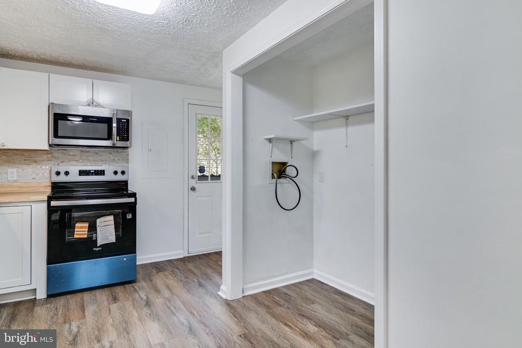 Image 14 of property listing at 818 SAN MATEO TRL, Lusby, MD 20657