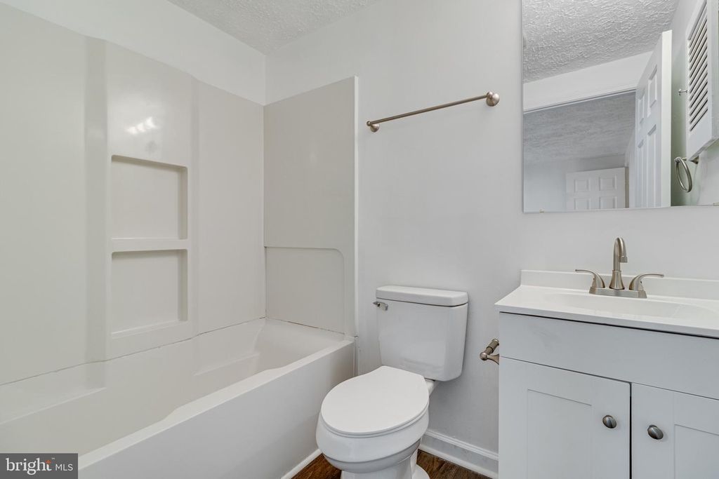 Image 22 of property listing at 818 SAN MATEO TRL, Lusby, MD 20657