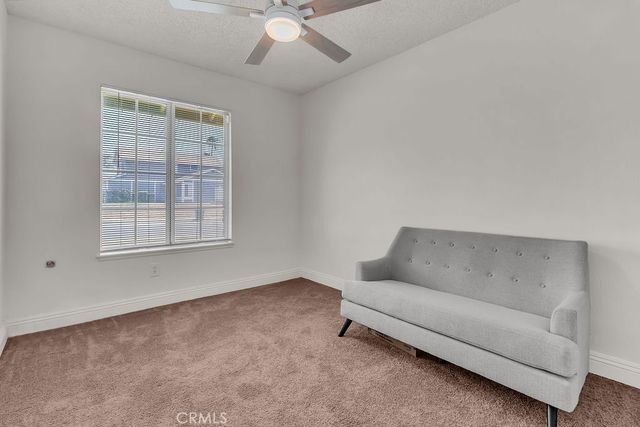 910 S Larch, Rialto, CA 92316