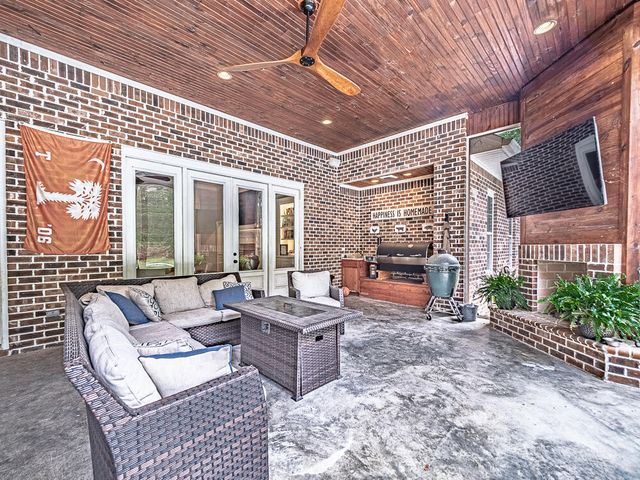 1140 Vintage Drive, Sumter, SC 29154