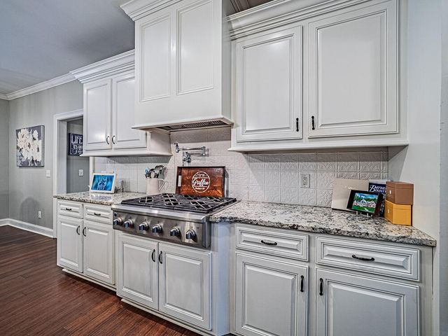1140 Vintage Drive, Sumter, SC 29154
