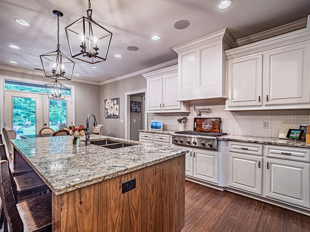 1140 Vintage Drive, Sumter, SC 29154