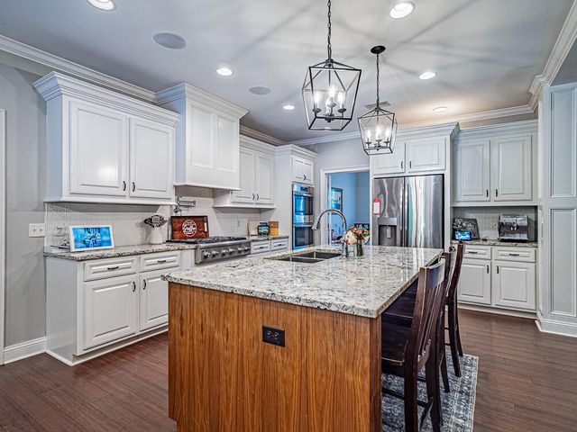 1140 Vintage Drive, Sumter, SC 29154