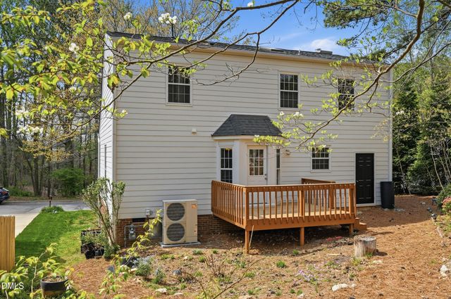 111 Rock Pointe Lane, Cary, NC 27513