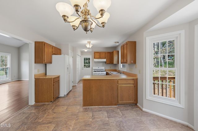 111 Rock Pointe Lane, Cary, NC 27513