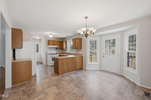 111 Rock Pointe Lane, Cary, NC 27513