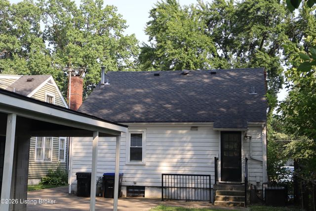 4832 S 6th St, Louisville, KY 40214