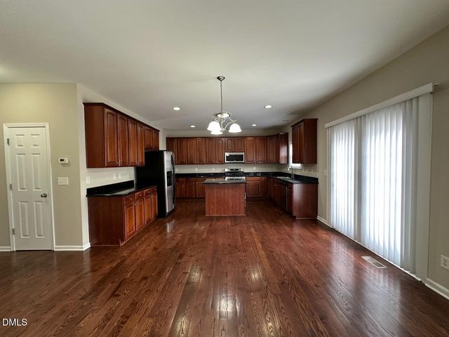 1201 Woodlands Creek Way, Apex, NC 27502