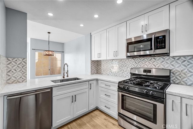 21241 Camelia, Lake Forest, CA 92630