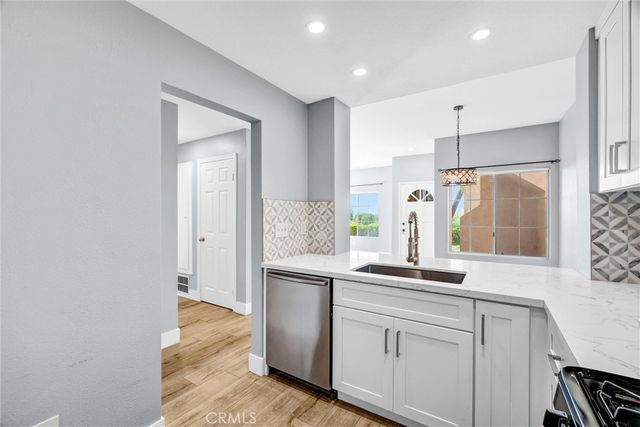 21241 Camelia, Lake Forest, CA 92630