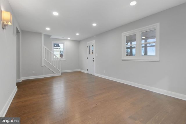 2203 SOUTHERN AVE, Baltimore, MD 21214