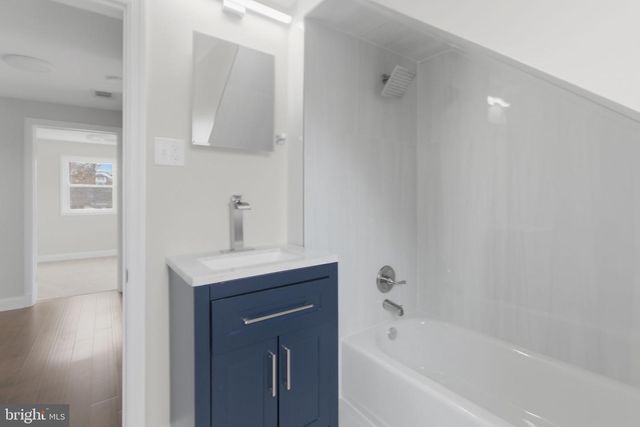 2203 SOUTHERN AVE, Baltimore, MD 21214