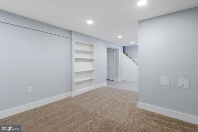 2203 SOUTHERN AVE, Baltimore, MD 21214