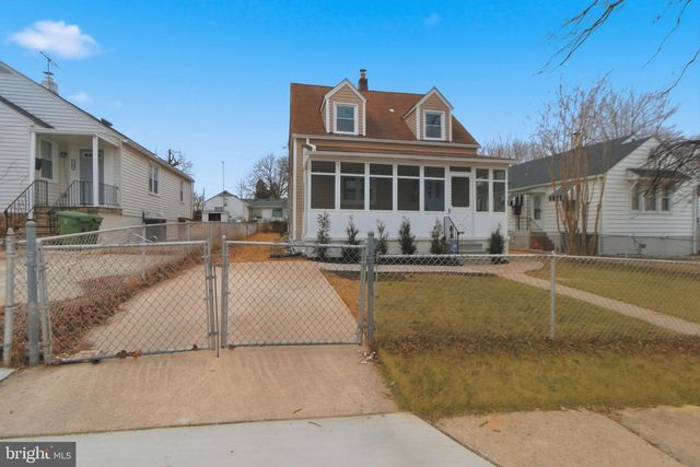 2203 SOUTHERN AVE, Baltimore, MD 21214