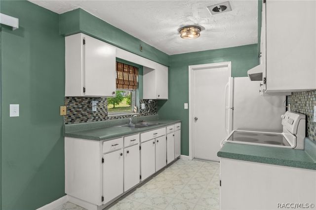75 S Osceola Street, Beverly Hills, FL 34465