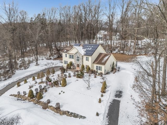 3 Elk Ridge Rd, Lebanon Twp., NJ 07830