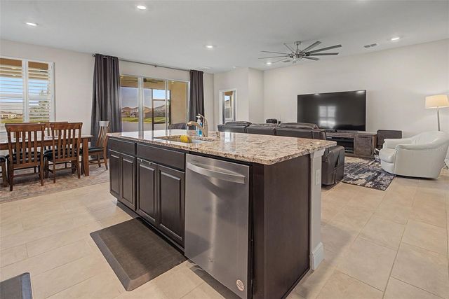 176 BRIGHT IBIS AVENUE, Apollo Beach, FL 33572