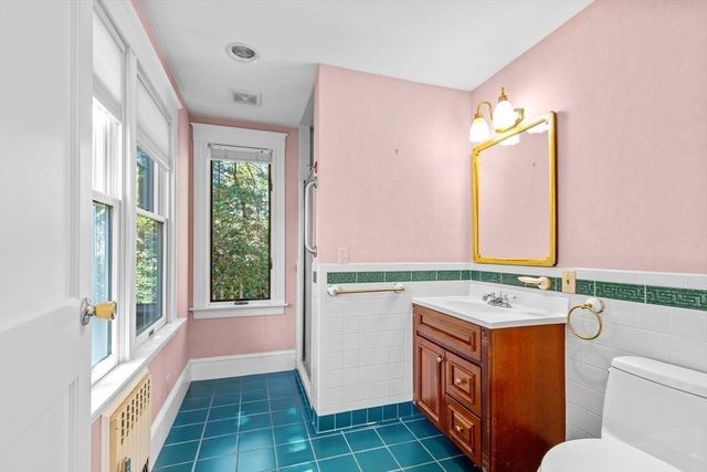 301 Highland Ave, Randolph, MA 02368