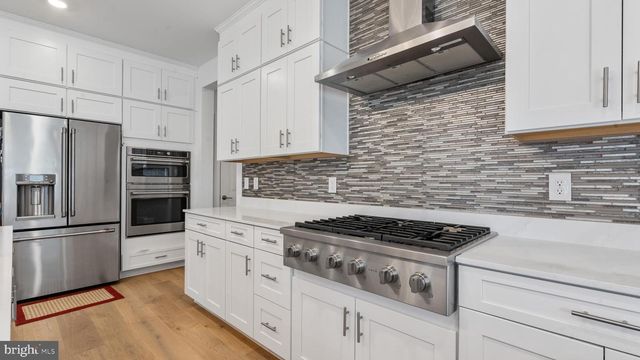 87 AARON TRUEHART WAY, Titusville, NJ 08560