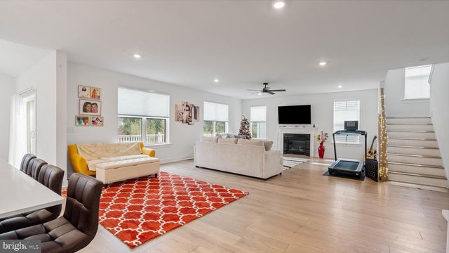 87 AARON TRUEHART WAY, Titusville, NJ 08560