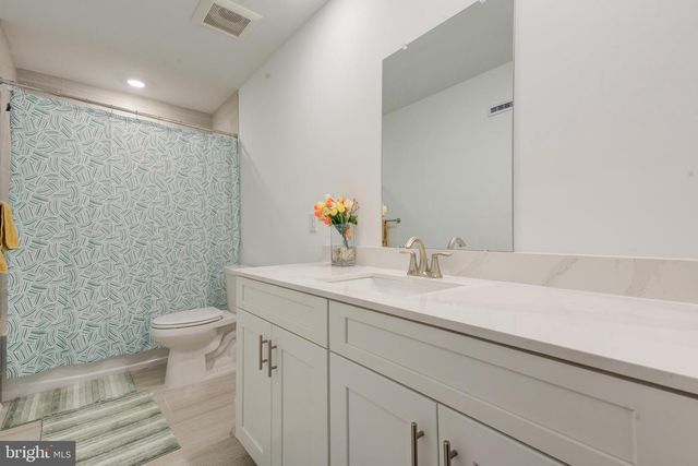 87 AARON TRUEHART WAY, Titusville, NJ 08560