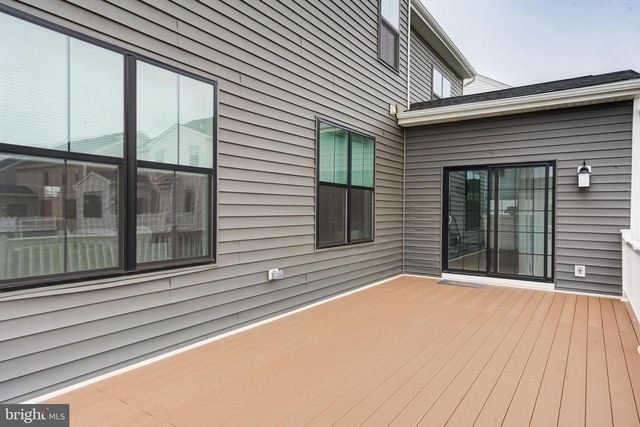 87 AARON TRUEHART WAY, Titusville, NJ 08560