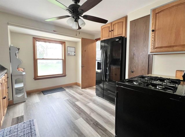 899 WAVERLY PLACE, Green Bay, WI 54304