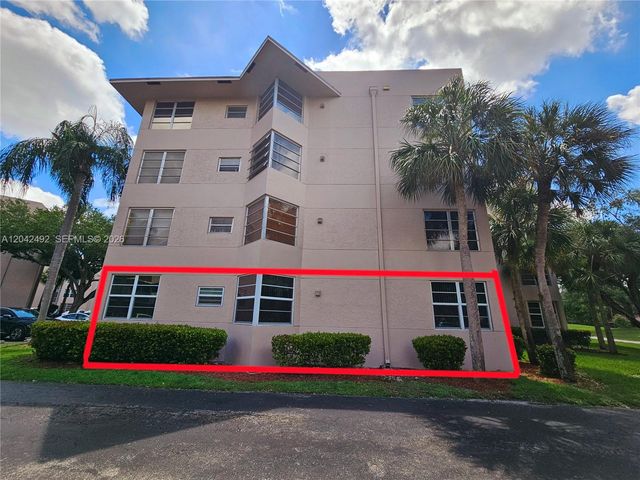9520 Seagrape Drive 106, Davie, FL 33324