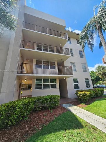 9520 Seagrape Drive 106, Davie, FL 33324