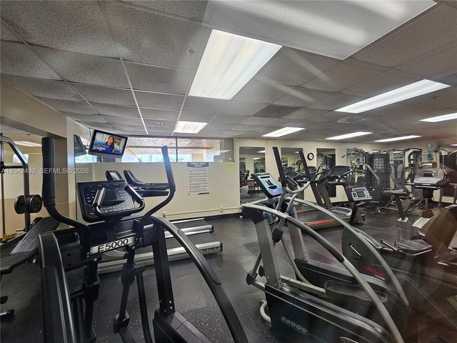 9520 Seagrape Drive 106, Davie, FL 33324