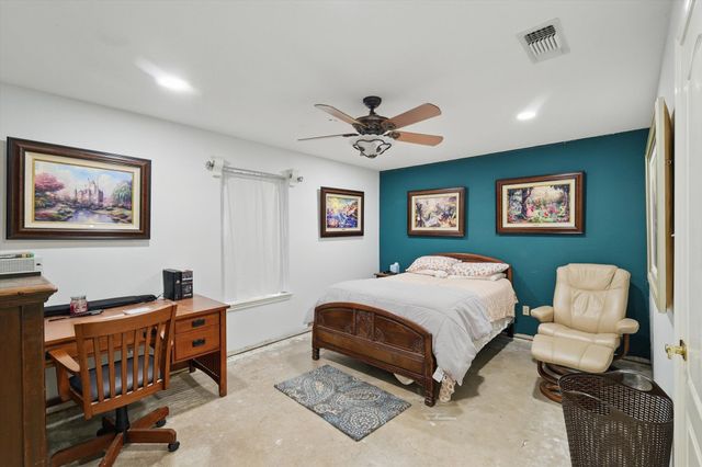 913 Ashland Court, Mansfield, TX 76063