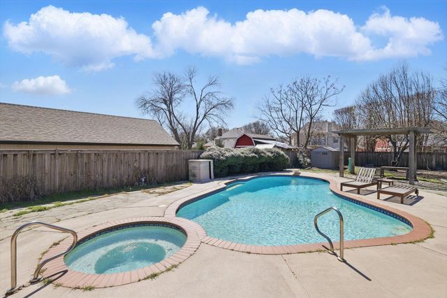 913 Ashland Court, Mansfield, TX 76063