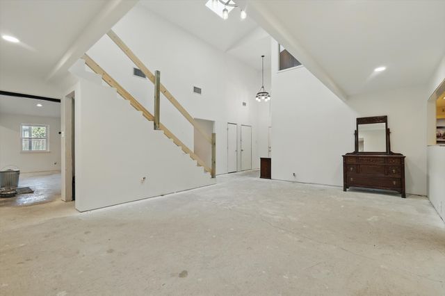 913 Ashland Court, Mansfield, TX 76063
