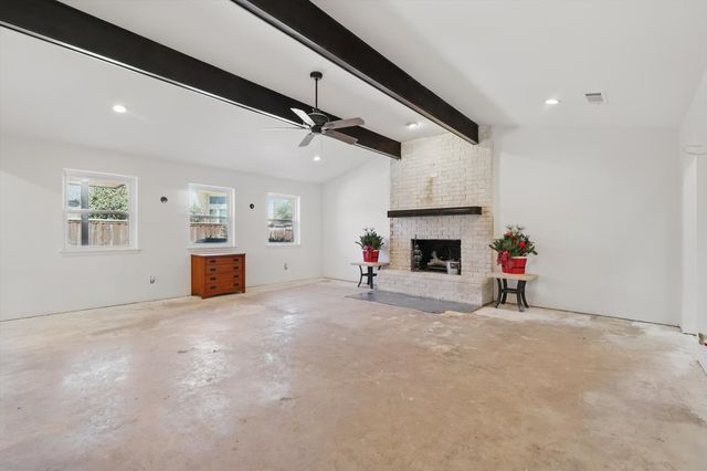 913 Ashland Court, Mansfield, TX 76063