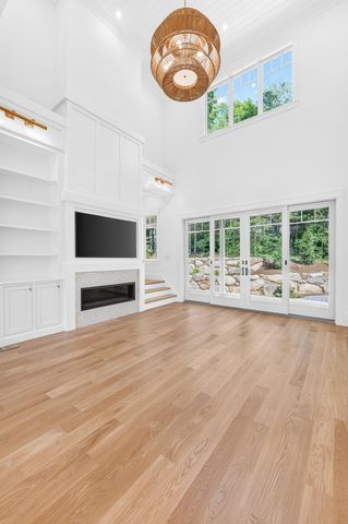 1 McSweeney Lane, Falmouth, MA 02540