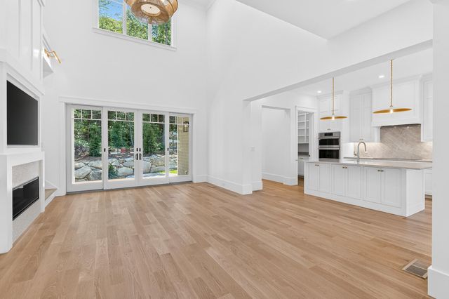 1 McSweeney Lane, Falmouth, MA 02540
