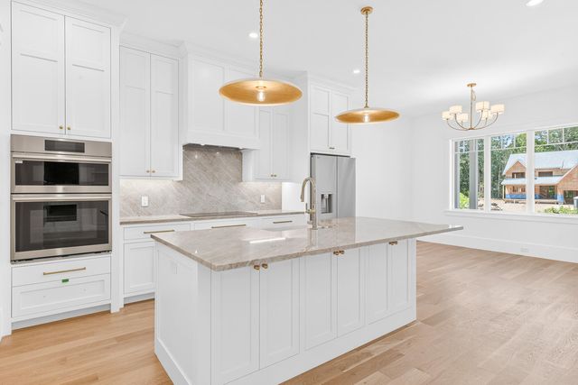 1 McSweeney Lane, Falmouth, MA 02540